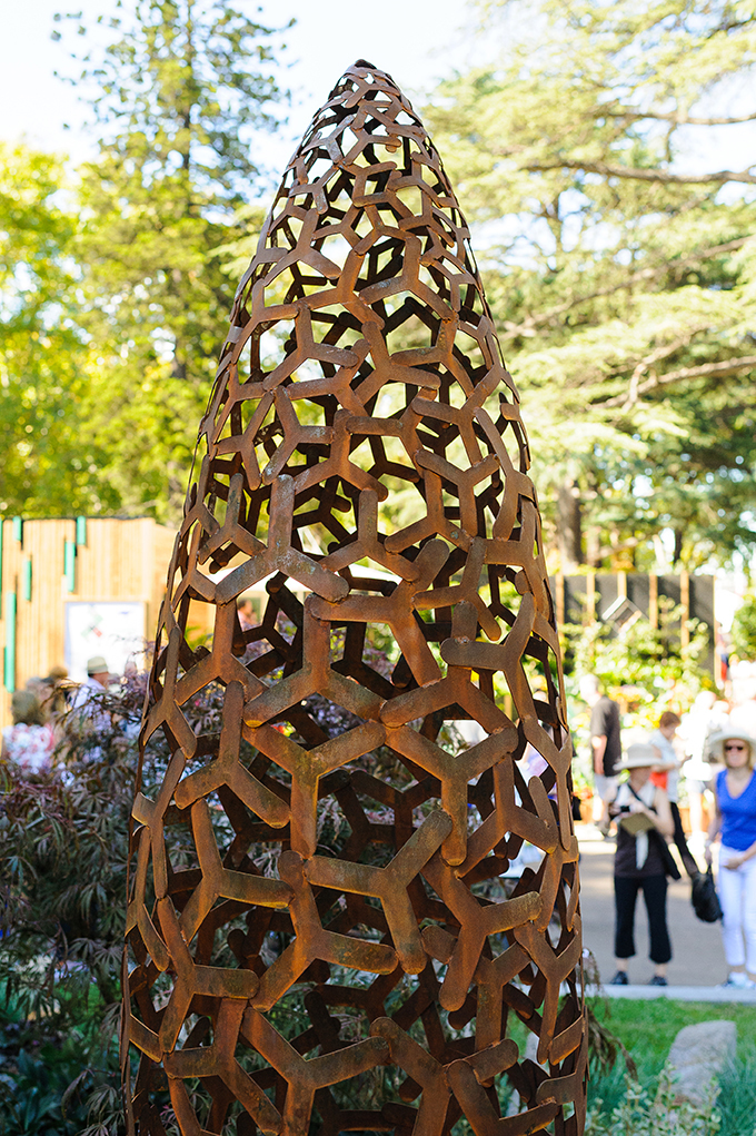 Lump Sculpture Studio Custom Metal Work; Sculpture; Screens; Pergola; Designed for MIFGS 2014 Show Garden by Mark Browning; Best in Show 2014;