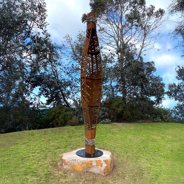 Canoe | Simone Thomson