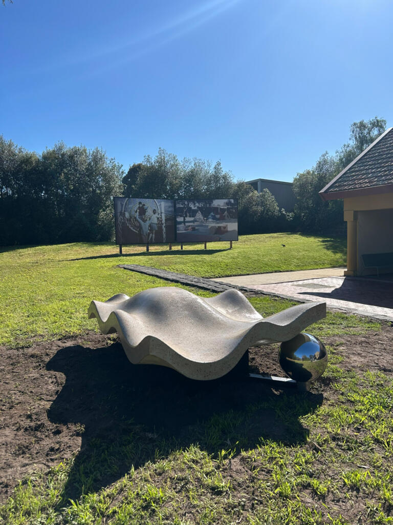 Playable public sculpture conceived by Naarm-based Trawlwoolway multi-disciplinary artist Edwina Green and commissioned by Moonee Valley City Council.